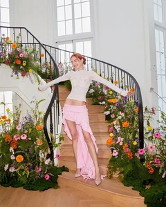 Inside the Luxurious 8,000m² Mansion of Thai Actress Davika Hoorne - image 4