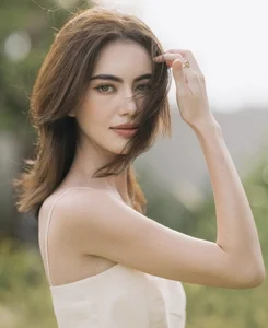 Inside the Luxurious 8,000m² Mansion of Thai Actress Davika Hoorne - image 5