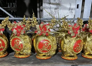 Luxury Gold-Plated Coconuts for the 2025 Lunar New Year - image 3