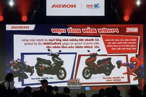 Honda Air Blade MARVEL Limited Edition Hits Vietnam: Prices Start at 48 Million VND - image 6
