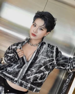 Traditional Xoi Dish Becomes a Viral Sensation on 'Anh Trai Say Hi' Stage - image 6