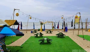 Unbelievable Scenes at a Famous Beach in Thanh Hoa - image 0