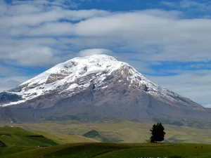 Mount Chimborazo: The Peak Farthest from Earth's Center, Surpassing Mount Everest - image 6