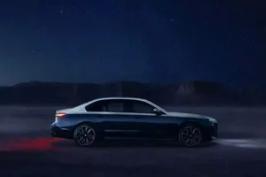 BMW 7 Series LCI Unveils Bold New Grille and Advanced Super Brain Technology - image 7