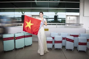 Miss World Vietnam Mai Phuong Departs for India with 140kg of Luggage and Strong Support from Fellow Queens - image 3