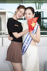 Miss World Vietnam Mai Phuong Departs for India with 140kg of Luggage and Strong Support from Fellow Queens - image 8