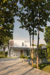 Stunning West-Facing Sloped House Design Embraces Challenging Terrain - image 8