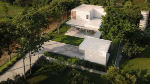 Stunning West-Facing Sloped House Design Embraces Challenging Terrain - image 12