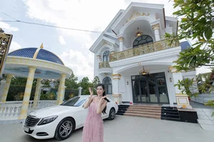 Inside the Luxurious $10 Billion Villa Gifted by Miss Phan Thi Mo to Her Parents - image 2