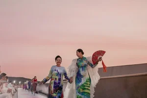 Heartwarming Moments: Miss Universe Vietnam Ngoc Chau and Her Mother’s Inspiring Bond - image 1