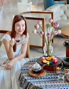 Hien Thuc Embraces Single Life While Do Thi Ha Radiates Elegance - image 5