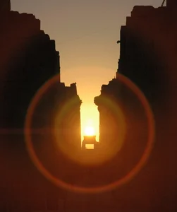 The Mystery of the Ancient Tomb That Naturally Glows Once a Year - image 6
