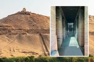 The Mystery of the Ancient Tomb That Naturally Glows Once a Year - image 3