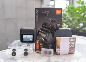 JBL Tour Pro 3 Review: Next-Gen TWS Earbuds with Smart Charging Case - image 7