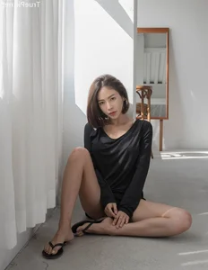 An Seo Rin: Exploring the Latest Korean Swimwear Fashion Trends Through a Professional Studio Photoshoot - image 23