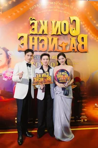 Star-Studded Premiere: 2 Days 1 Night Cast Supports Kieu Minh Tuan - image 0