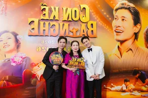Star-Studded Premiere: 2 Days 1 Night Cast Supports Kieu Minh Tuan - image 6
