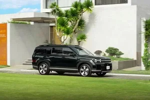 Top Fuel-Efficient Hybrid SUVs and High-Clearance Vehicles of 2026 - image 1