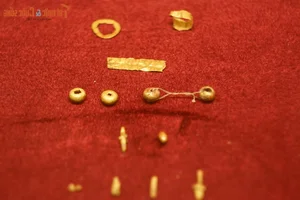 Thousand-Year-Old Ancient Treasure Discovered in Can Gio Vietnam Including Gold and Jade Artifacts - image 14