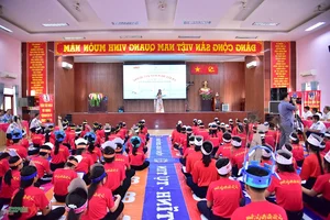 Soc Trang Hosts the Inspiring Finale of the 'I Love My Homeland's Seas and Islands' Contest - image 8