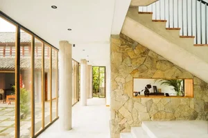 Stunning 700m2 Villa: A Heartwarming Gift from Four Sons to Their Parents - image 10