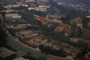 Haunting Images of Los Angeles: The 'War Zone' Reality Left Behind by Wildfire Disasters - image 2