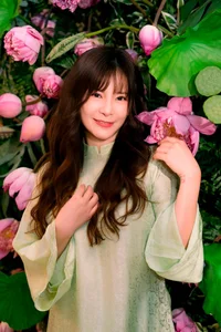 Vietnamese Celebrity Update: Hoai Linh Returns to the US and Heartfelt Tributes - image 7