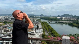 Vietnamese Celebrity Update: Hoai Linh Returns to the US and Heartfelt Tributes - image 14