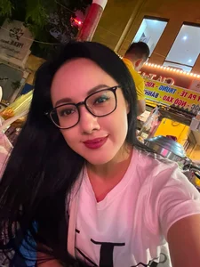 Vietnamese Celebrity Update: Hoai Linh Returns to the US and Heartfelt Tributes - image 40