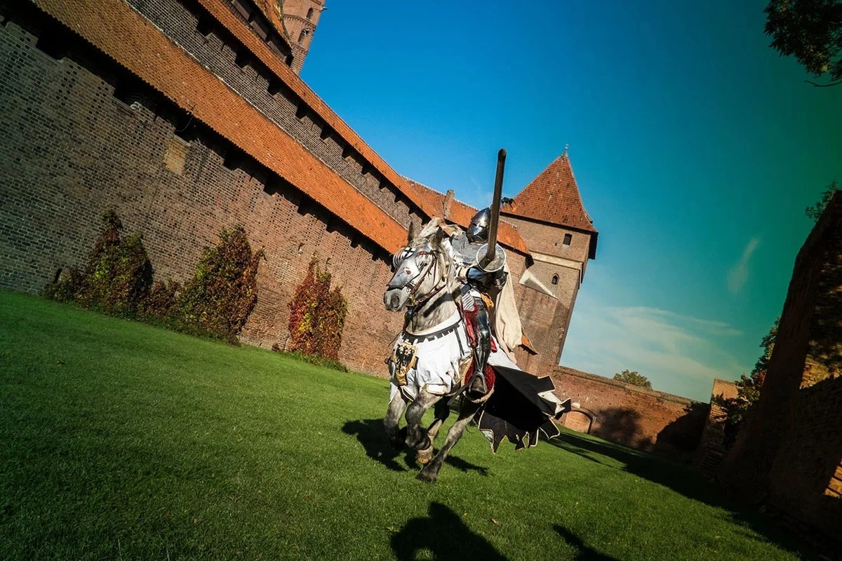 The Breathtaking Castle That Took Over 130 Years to Build