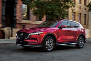 Mazda CX-5 2.0L FWD Luxury 2021: A Perfect Blend of Elegance, Performance, and Advanced Safety Technology - image 11