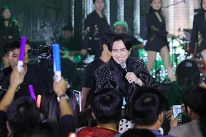 Vietnamese Entertainment News July 8: Mourning the Loss of Respected Artists - image 26