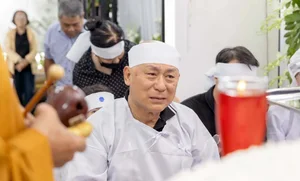 Vietnamese Entertainment News July 8: Mourning the Loss of Respected Artists - image 47