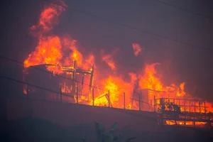 Devastating California Wildfires Force Evacuation of 30,000 Residents - image 1