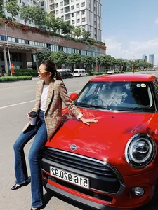 Supermodel Thanh Hang’s Impressive Net Worth and Luxury Lifestyle at 40 - image 0