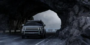 2024 Hyundai Santa Fe: A Bold Redesign with Luxury Land Rover Vibes - image 12