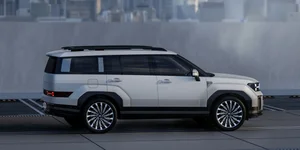2024 Hyundai Santa Fe: A Bold Redesign with Luxury Land Rover Vibes - image 9