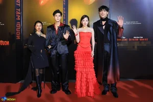 Chi Pu Stuns as a Blooming Rose on the Red Carpet: A True Fashion Icon - image 11