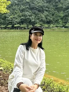 Ageless Grace: The Inspiring Journey of Vietnam's Celebrated Military Actress at 60 - image 1