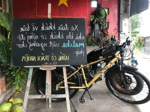 Hilarious Notice Board at Mekong Delta Cafe Goes Viral Online - image 10