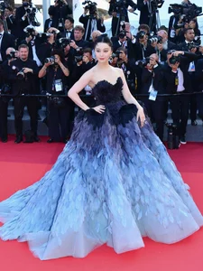 Top 10 Most Stunning Red Carpet Gowns of 2023: Fashion Highlights - image 6