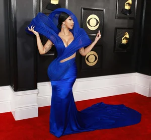 Top 10 Most Stunning Red Carpet Gowns of 2023: Fashion Highlights - image 1