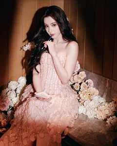Dilraba Dilmurat Stuns Fans with Mesmerizing New Photo Series - image 4