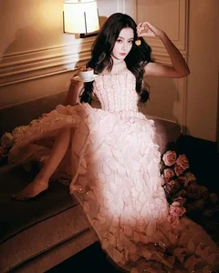 Dilraba Dilmurat Stuns Fans with Mesmerizing New Photo Series - image 0