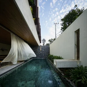 Discover the Innovative Two-in-One Luxury Villa Architecture in Da Nang, Vietnam - image 3