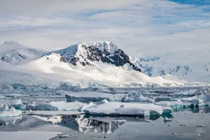15 Mind-Blowing Facts About Antarctica, the Coldest Continent on Earth - image 8