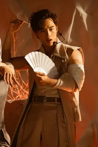 Hai Dang Doo Redefines Masculine Fashion with Muscle-Toning Style - image 3