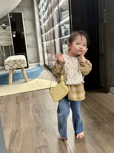Cuong Do La’s Daughter Suchin Shows Off Model Genes and Elegant Style - image 2