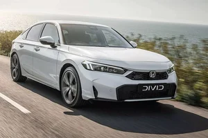 2026 Honda Civic Reveal: Upgraded Interior and Premium Features - image 2
