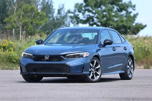 2026 Honda Civic Reveal: Upgraded Interior and Premium Features - image 3